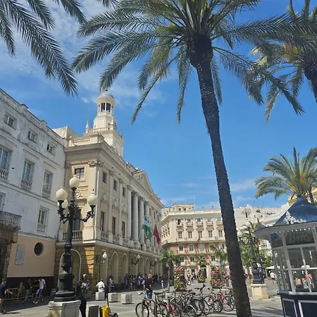 Plaza Santo Domingo Cádiz